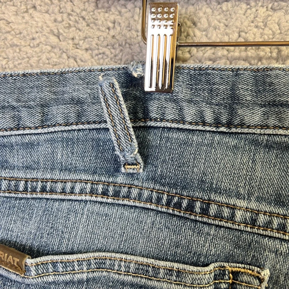 Ariat Legacy M4 Jeans Men 42x32 Blue Denim Medium Wash Relaxed Boot Cut Kilroy